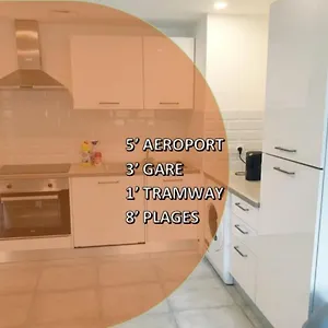 Renove 2023 Proche Aeroport 5min, Gare Sncf 2 Min, Tramway Au Pied De L'immeuble , Parking Possible, Renovated 2023 Near The Airport 5 Min, Train Station 2 Min, Tram Next To The Building 1 Min, Parking Possible Niza