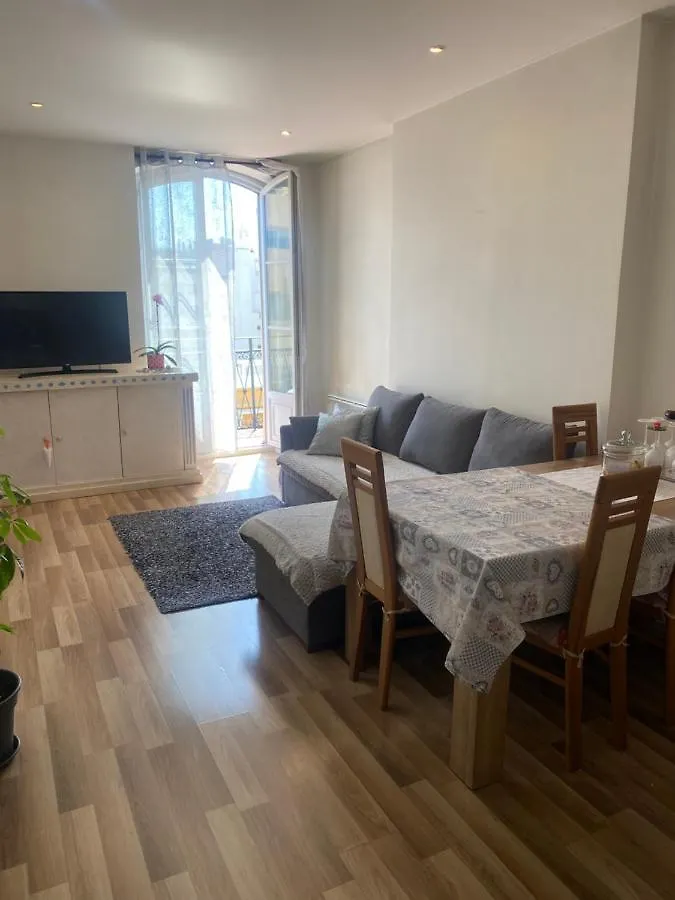 Magnifique Pied A Terre Nice Centre Notre Dame France
